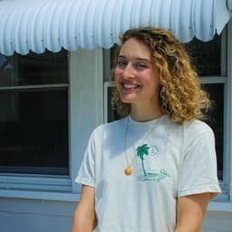 Instructor Abby G. profile Card Image